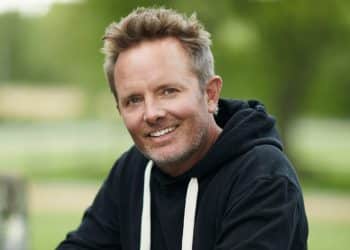 10 Best Chris Tomlin Songs of All Time
