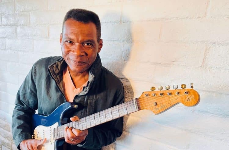 10 Best Robert Cray Band Songs of All Time