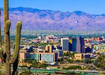 10 Famous Singers from Arizona