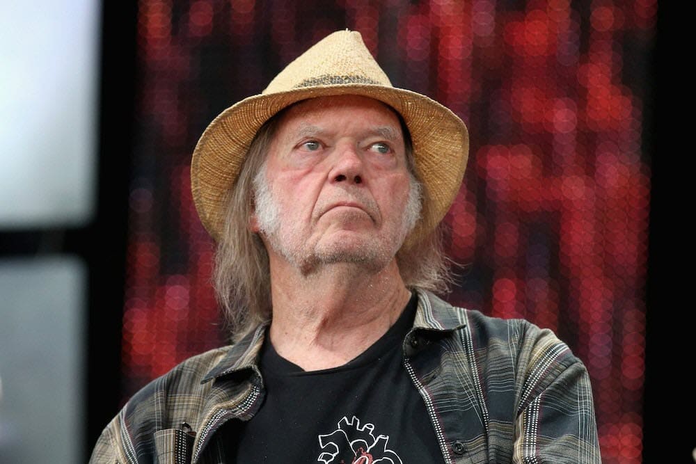 10 Best Neil Young Songs of All Time - Singersroom.com