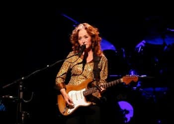 10 Best Bonnie Raitt Songs of All Time