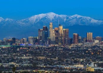 10 Famous Singers from California