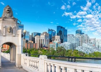 10 Famous Singers from Canada