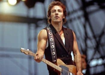 15 Best Classic Rock Songs of All Time