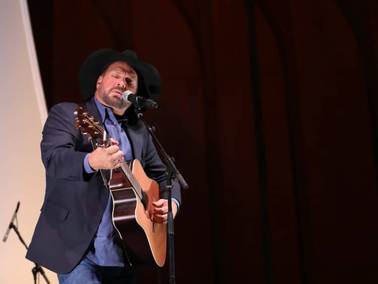 15 Best Country Songs of All Time