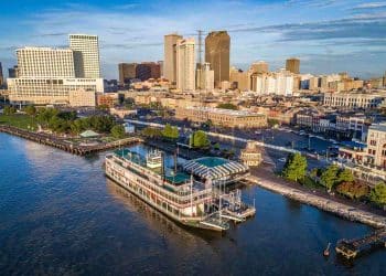 10 Famous Singers from Mississippi