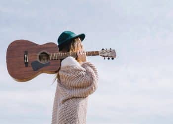 15 Best Folk Music Songs of All Time