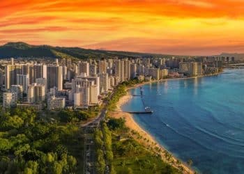 10 Famous Singers from Hawaii