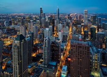 10 Famous Singers from Illinois