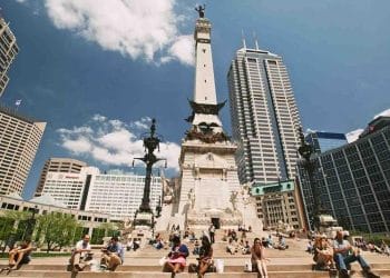 10 Famous Singers from Indiana