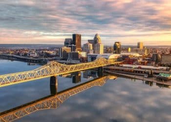 10 Famous Singers from Kentucky