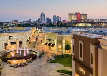 10 Famous Singers from Louisiana