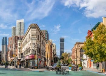 10 Famous Singers from New Jersey