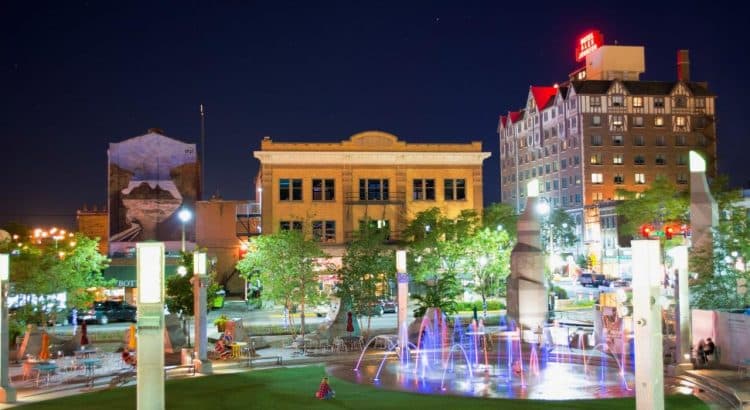 10 Famous Singers from North Dakota