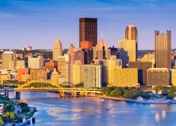 10 Famous Singers from Pennsylvania