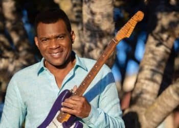 10 Best Robert Cray Band Songs of All Time
