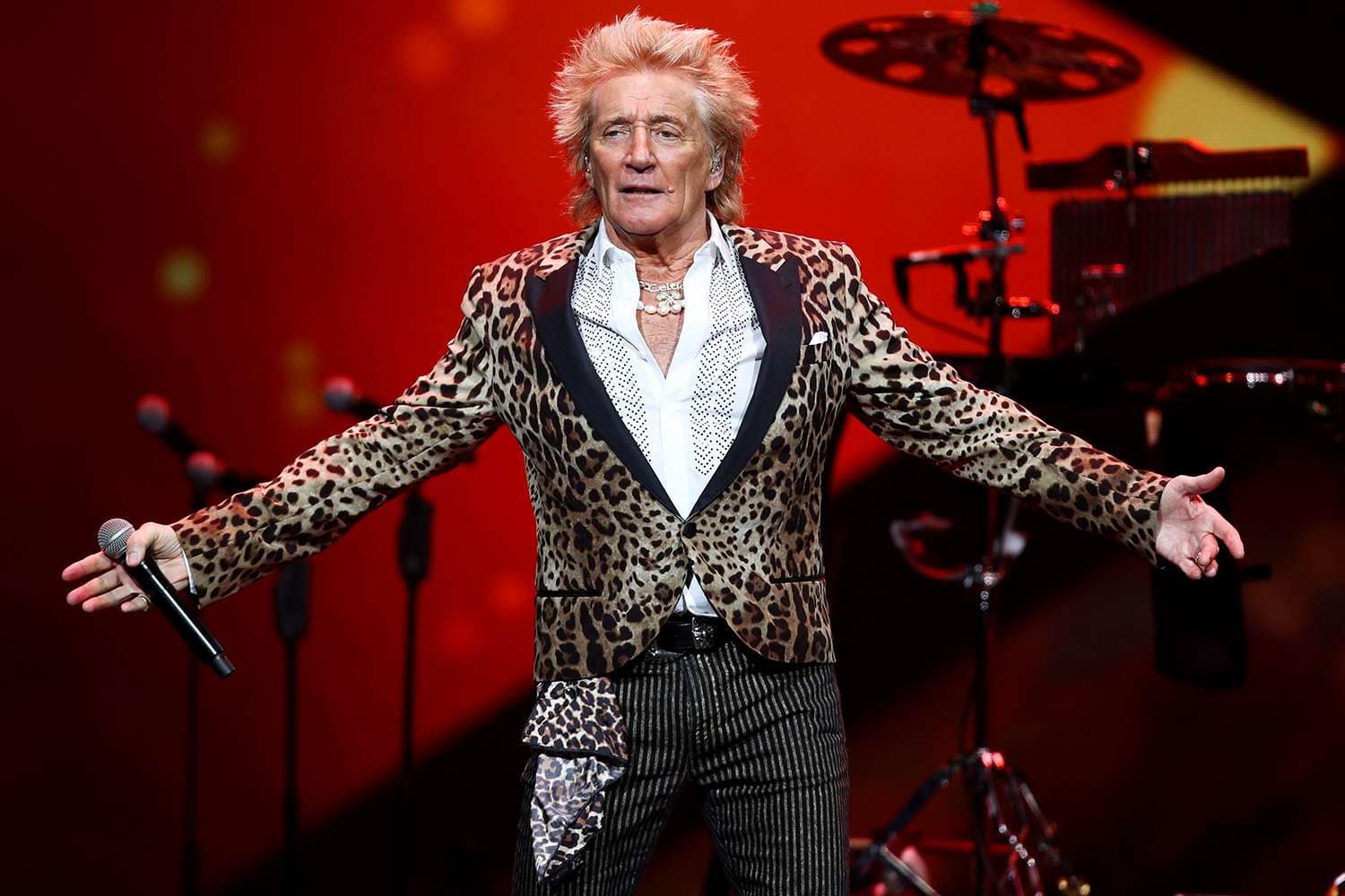 10 Best Rod Stewart Songs of All Time