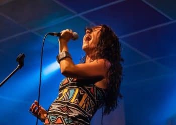 15 Best Folk Music Singers of All Time