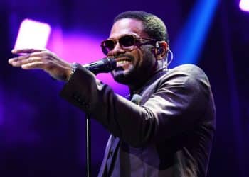 15 Best R&B Singers of All Time