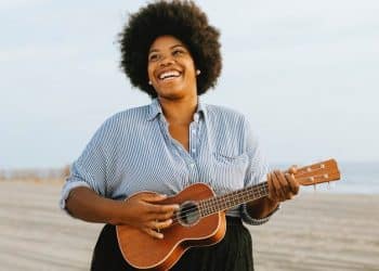 15 Best Ukulele Players of All Time