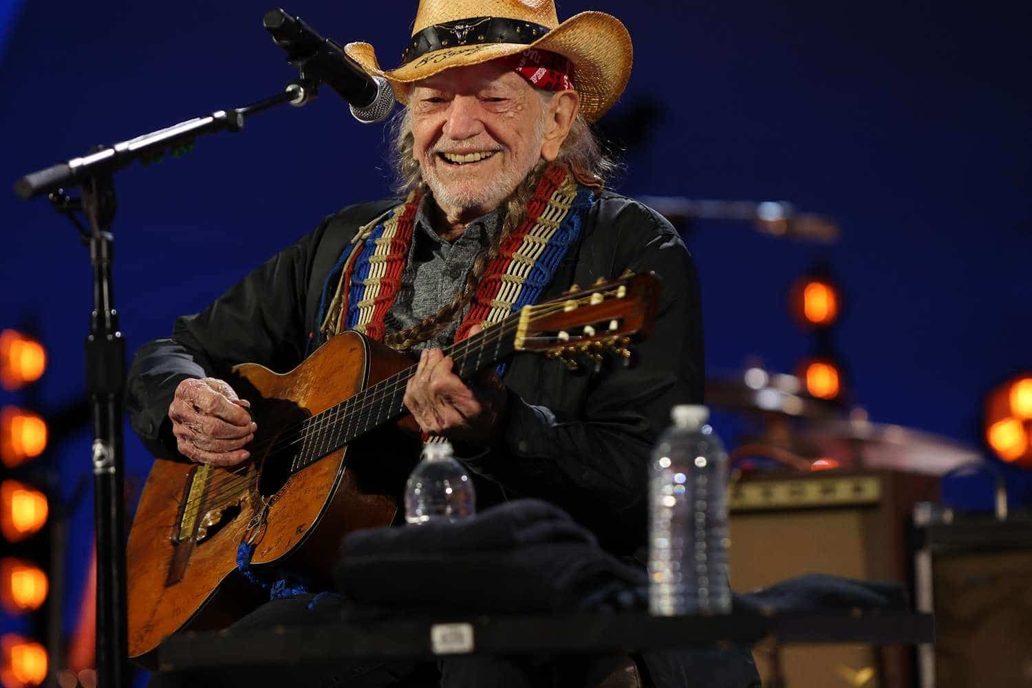 Willie Nelson 2024 Album Songs Liana Ophelie