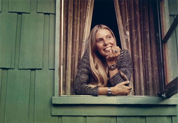 10 Best Joni Mitchell Songs of All Time