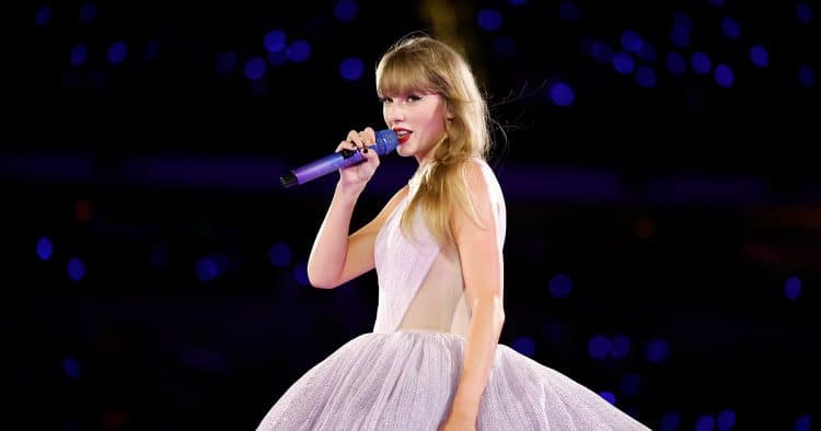 10-best-taylor-swift-songs-of-all-time-singersroom