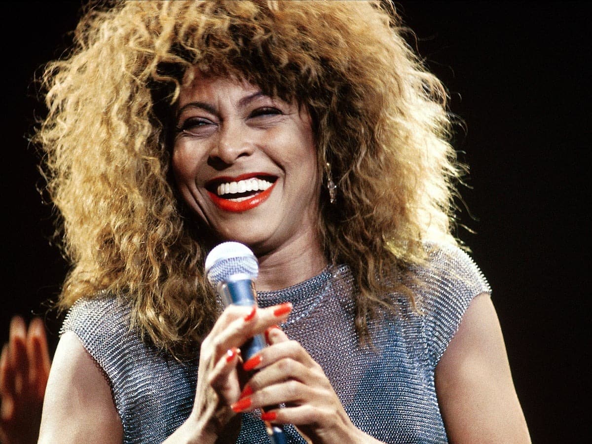 10 Best Tina Turner Songs of All Time - Singersroom.com