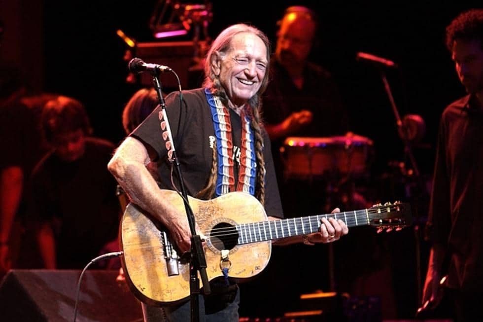 10 Best Willie Nelson Songs Of All Time - Singersroom.com