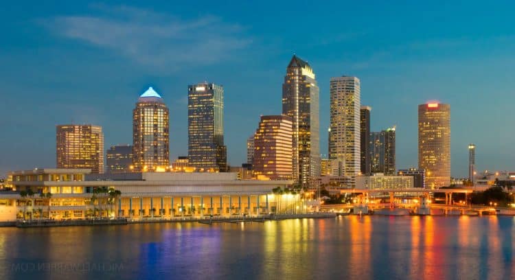 10 Famous Singers from Florida