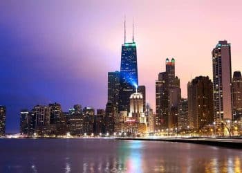 10 Famous Singers from Illinois