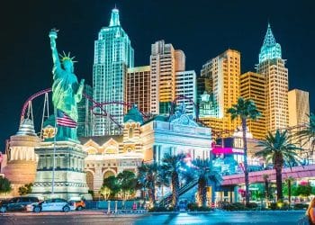 10 Famous Singers from Nevada