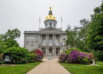 10 Famous Singers from New Hampshire