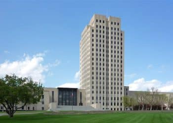 10 Famous Singers from North Dakota