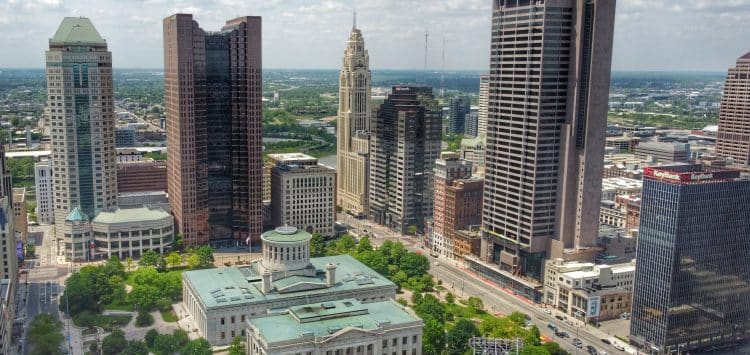 10 Famous Singers from Ohio