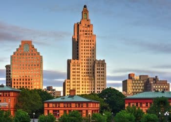 10 Famous Singers from Rhode Island