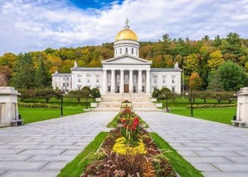 10 Famous Singers from Vermont