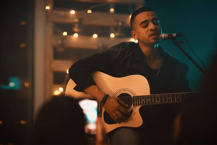 15 Best Acoustic Songs of All Time