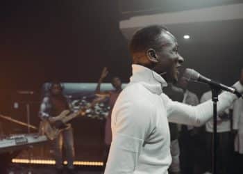 15 Best Christian Gospel Singers of All Time