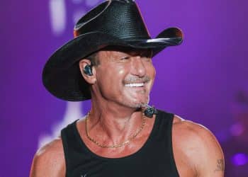 15 Best Country Singers of All Time