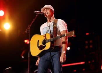 15 Best Country Singers of All Time