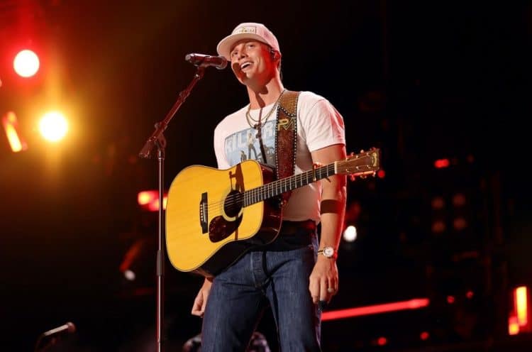 15 Best Country Singers of All Time - Singersroom.com