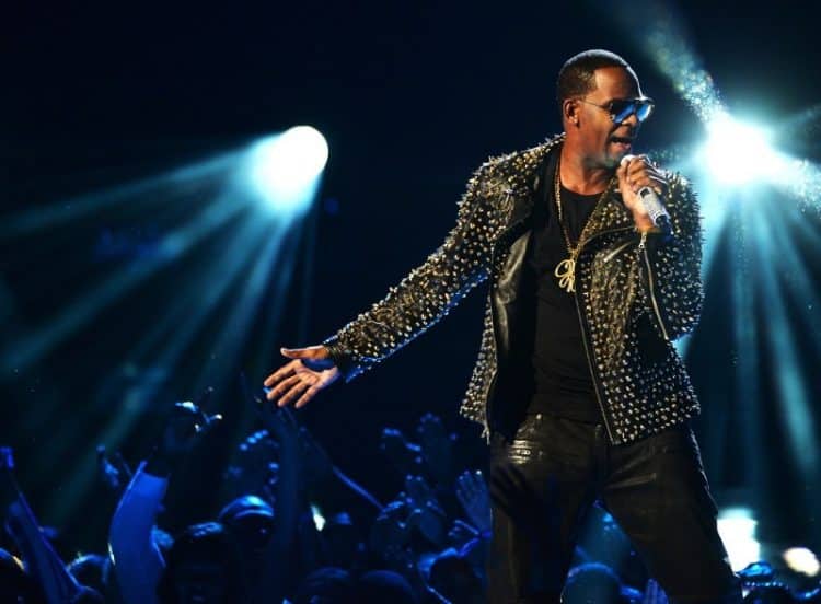 15 Best R&B Singers of All Time