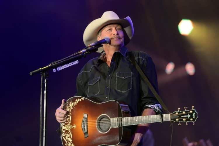 15 Best Country Songs of All Time