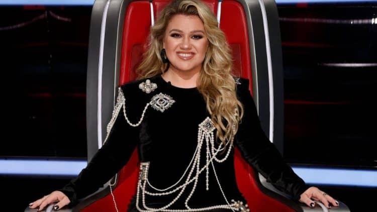 10 Best Kelly Clarkson Songs of All Time