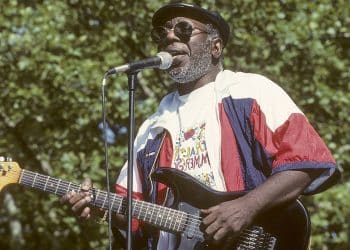 10 Best Curtis Mayfield Songs of All Time