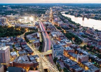 10 Famous Singers from Massachusetts