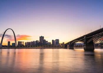 10 Famous Singers from Mississippi