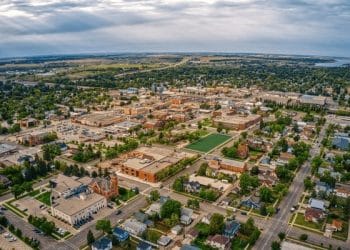 10 Famous Singers from North Dakota