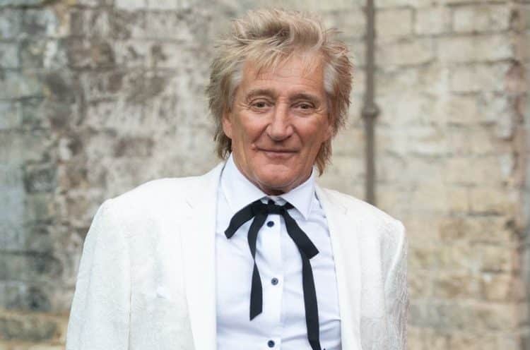 10 Best Rod Stewart Songs of All Time - Singersroom.com